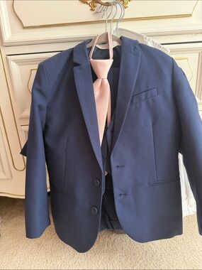 Boys H&M Navy Suit(jacket, vest, pants, pink tie)